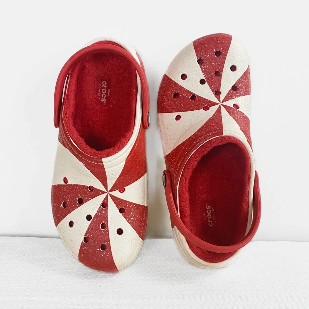 Crocs Kids Classic Lined Fuzzy Holiday Clogs Red & White Candy Cane size J4